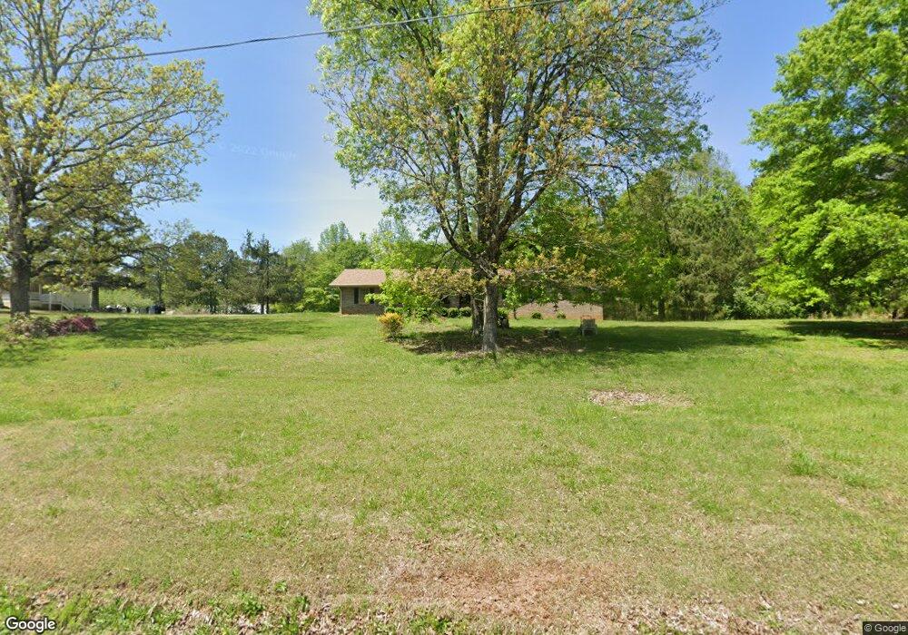 3186 Lee Dr, Buford, GA 30518 - photo 1