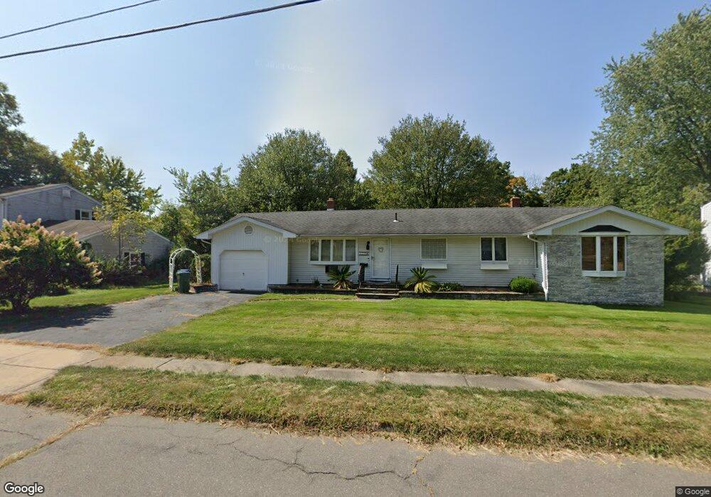 125 Azalea Dr, Middletown, CT 06457 - photo 1