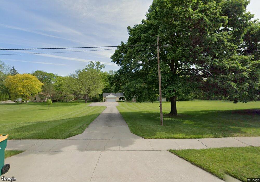 401 W River Rd, Flushing, MI 48433 - photo 1