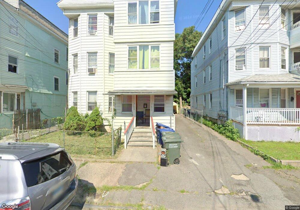 762 Grand St unit 764, Bridgeport, CT 06604 - photo 1