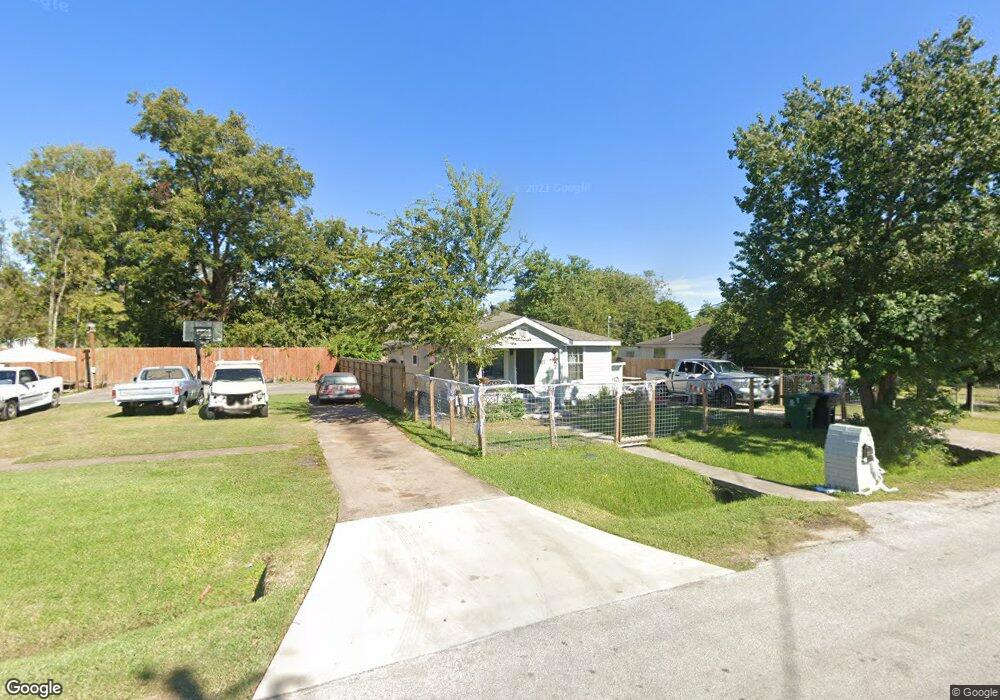 3927 Lynnfield St, Houston, TX 77016 - photo 1