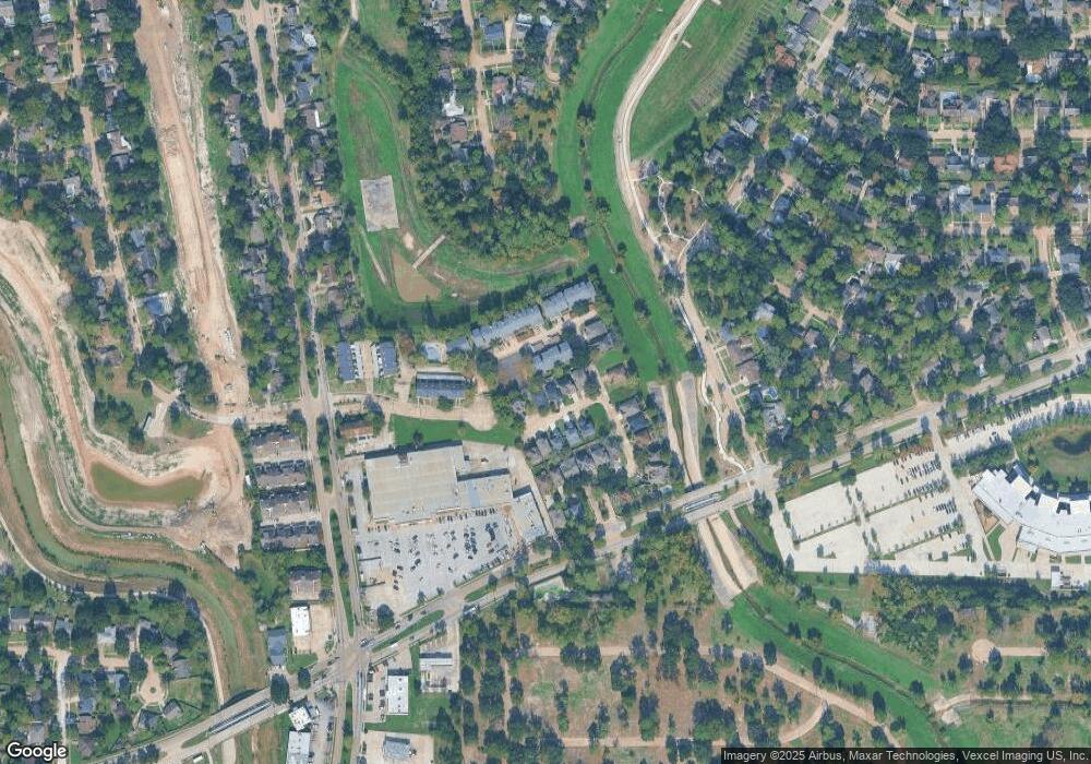 4444 Victory Dr unit 8, Houston, TX 77088 - photo 1