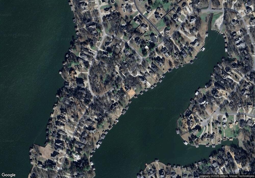 910 Kiowa Dr E, Gainesville, TX 76240 - photo 1