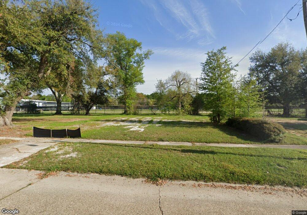 3213 N General Wainwright Dr, Lake Charles, LA 70615 - photo 1