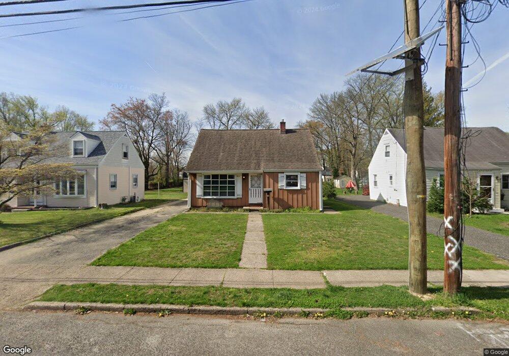 454 Buttonwood Ave, Maple Shade, NJ 08052 - photo 1