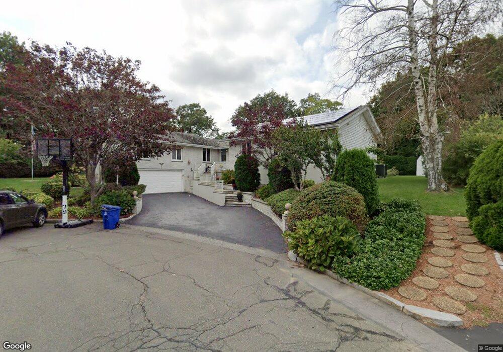 7 Overlook Rd, Stoneham, MA 02180 - photo 1