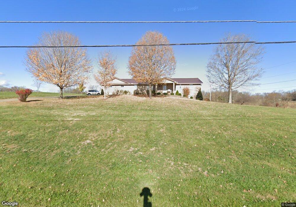 6027 Parry Ln, Maysville, KY 41056 - photo 1
