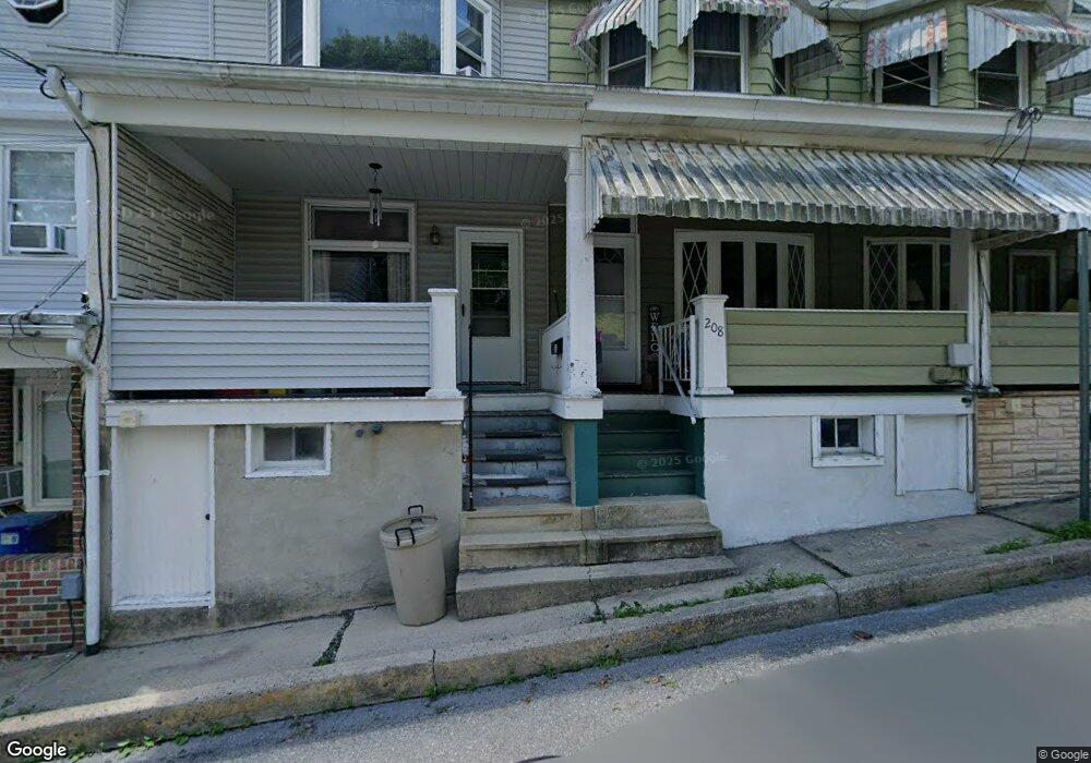 208 Lombard St, Tamaqua, PA 18252 - photo 1