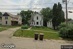712 S Jackson St, Mount Carroll, IL 61053