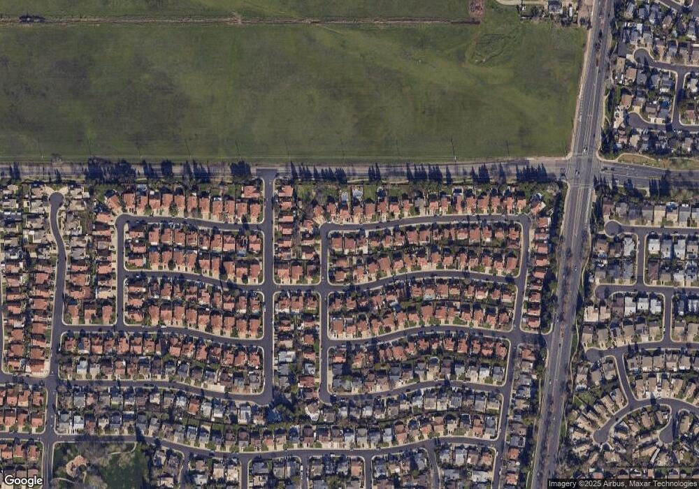 8810 Boreal Way, Elk Grove, CA 95758 - photo 1