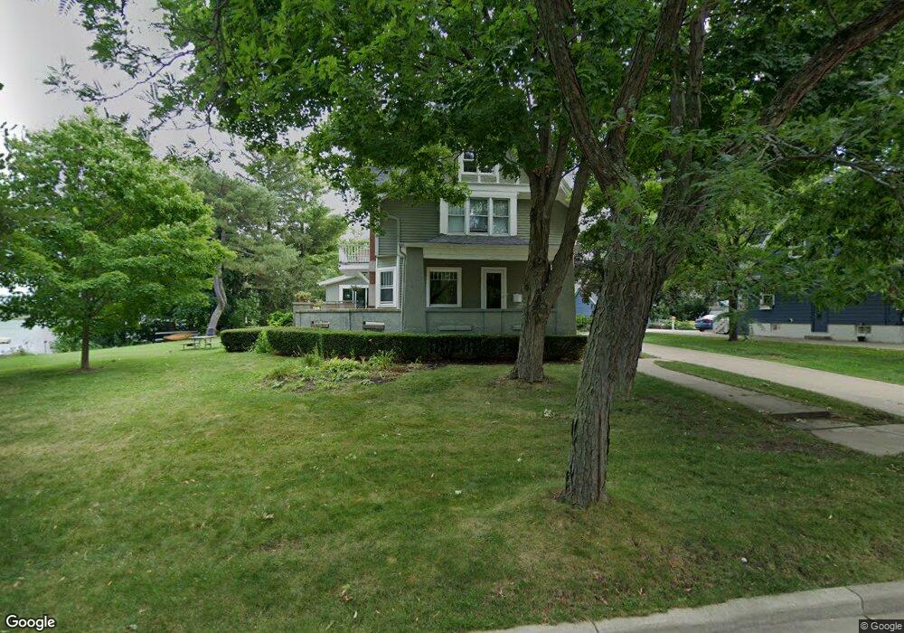 305 N Locust St, Oconomowoc, WI 53066 - photo 1