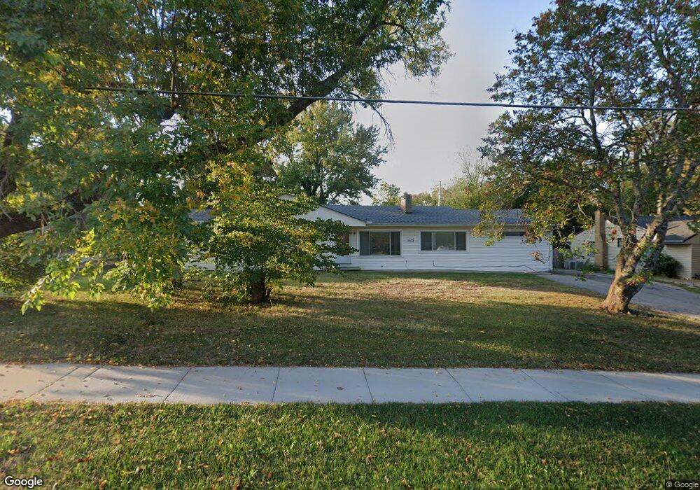 1603 SW 29th St, Topeka, KS 66611 - photo 1