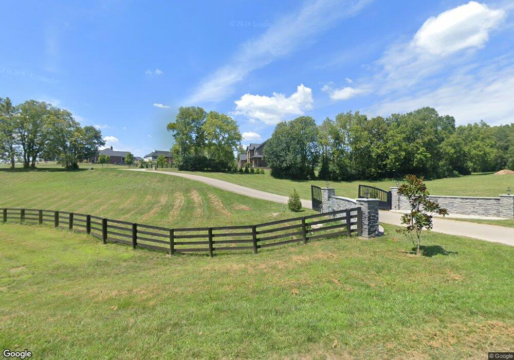 2010 Boonedale Ln unit 11, Versailles, KY 40383 - photo 1