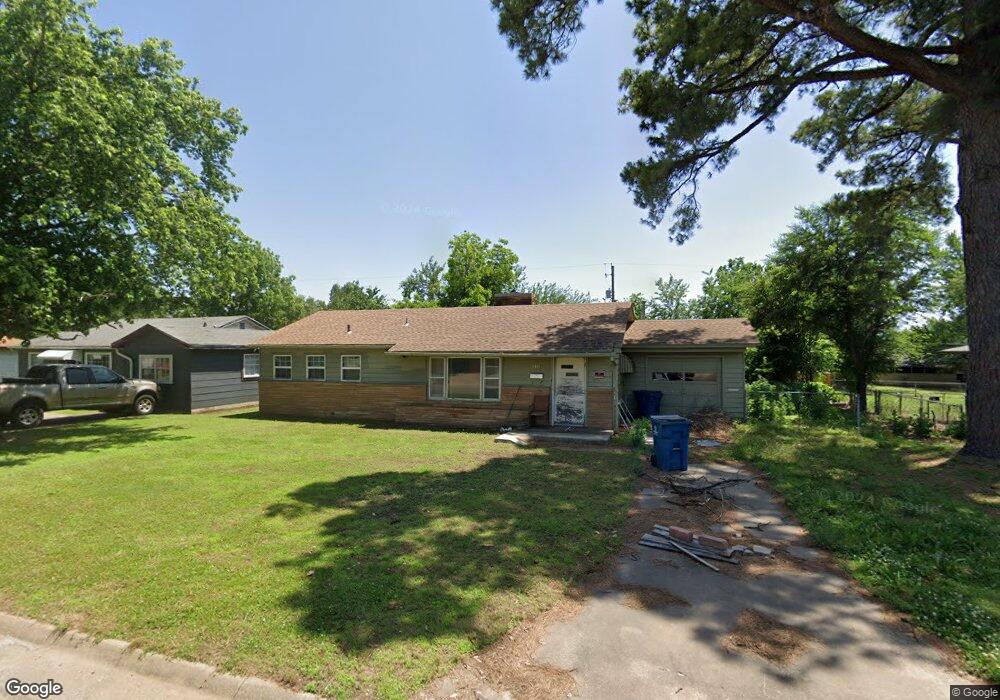 1105 E 6th St, Cushing, OK 74023 - photo 1