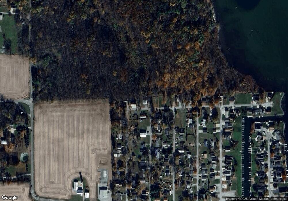 8228 E Lake View Dr, Syracuse, IN 46567 - photo 1