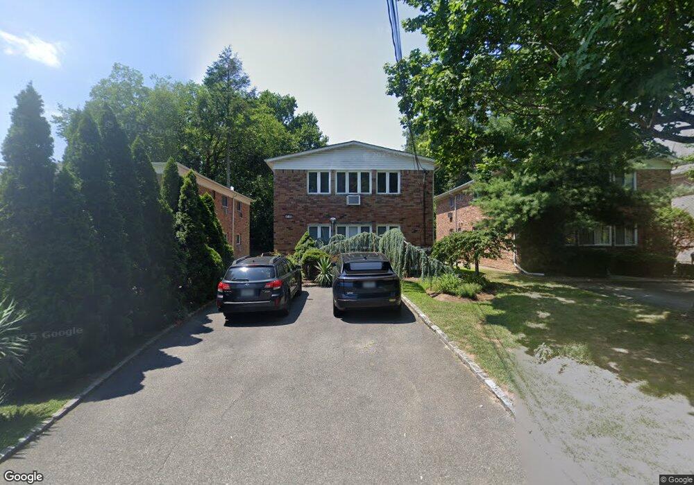 45 Dunes Ln unit F, Port Washington, NY 11050 - photo 1