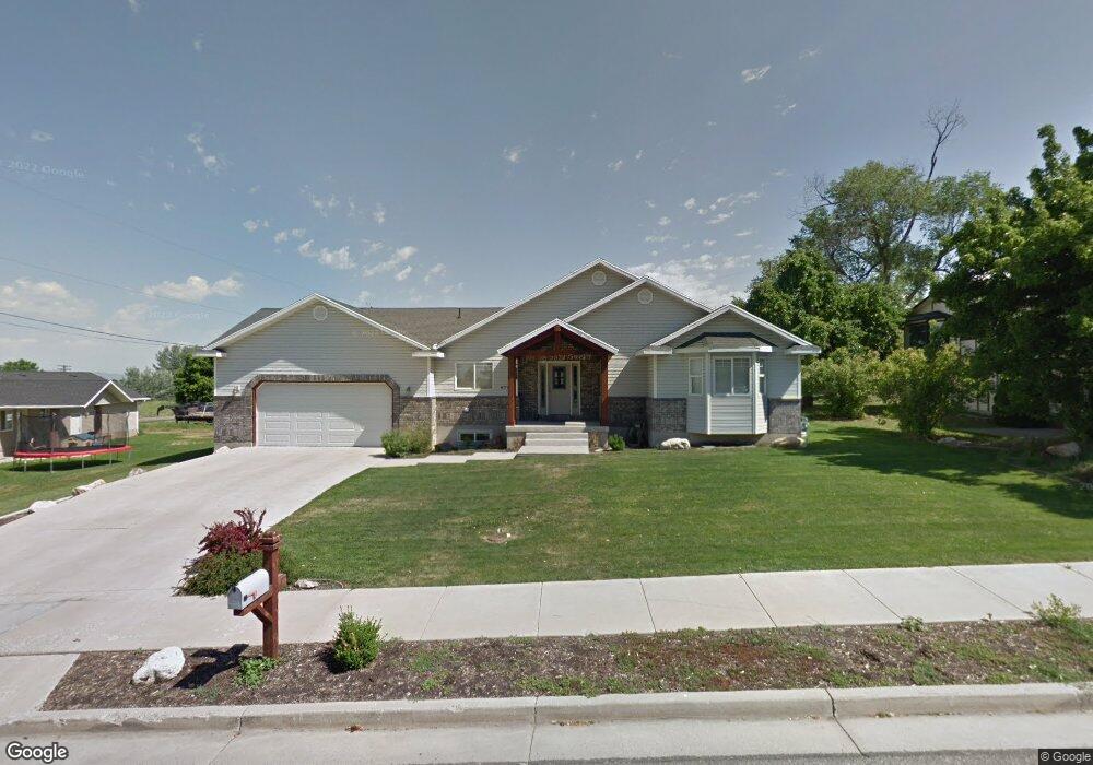 677 E 300 S, Smithfield, UT 84335 - photo 1