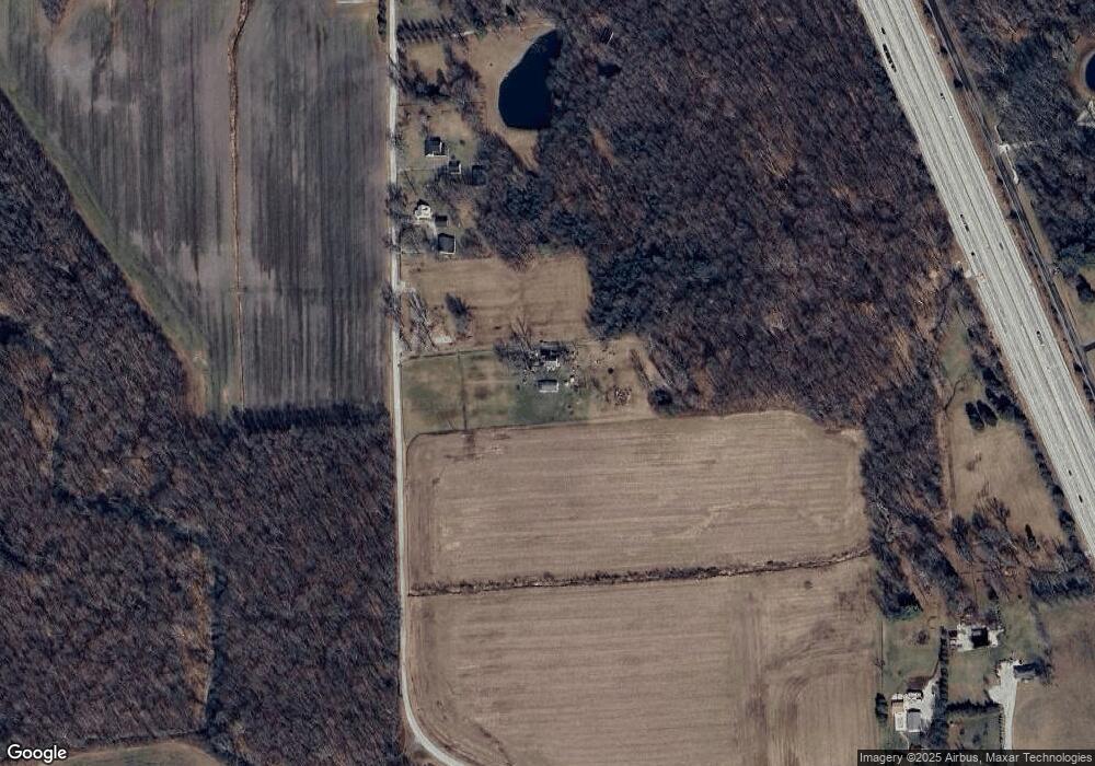 15591 S Ferguson Rd, Columbus, IN 47201 - photo 1