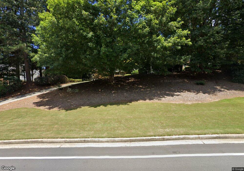 2725 Roxburgh Dr, Roswell, GA 30076 - photo 1