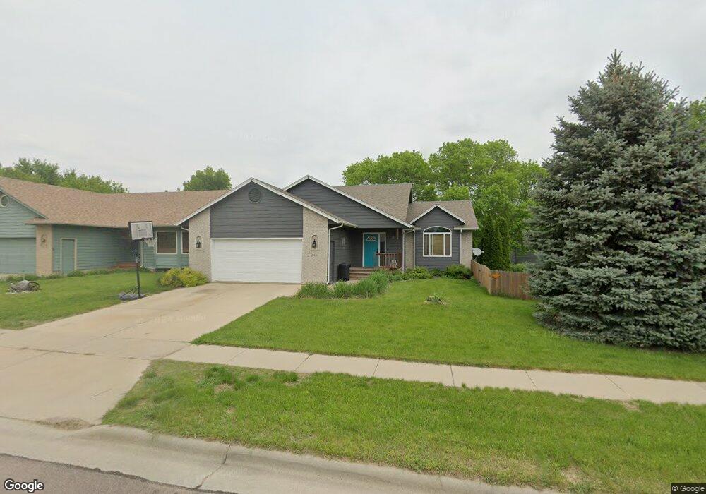 2416 S Alpine Ave, Sioux Falls, SD 57110 - photo 1