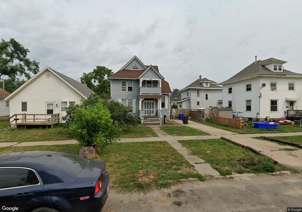 906 A Ave NW, Cedar Rapids, IA 52405 - photo 1