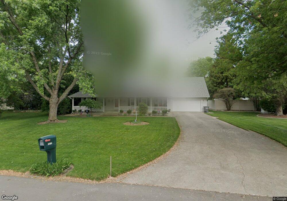 1012 Beechwood Dr, Nappanee, IN 46550 - photo 1