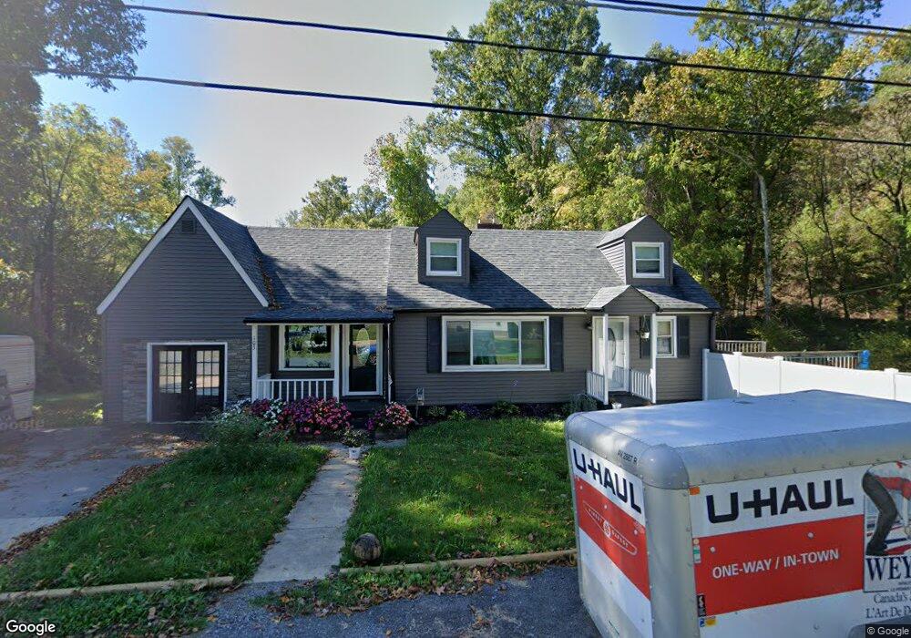 103 Portland Ave, Clifton Forge, VA 24422 - photo 1