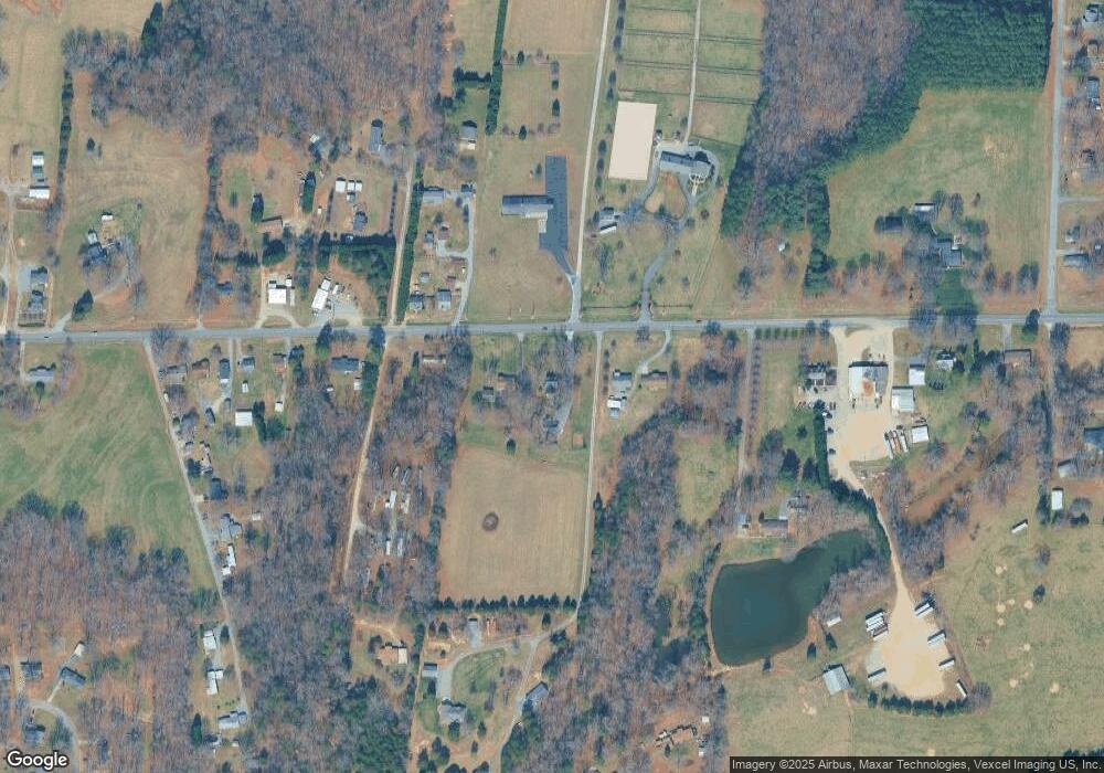 808 Mocksville Hwy, Statesville, NC 28625 - photo 1