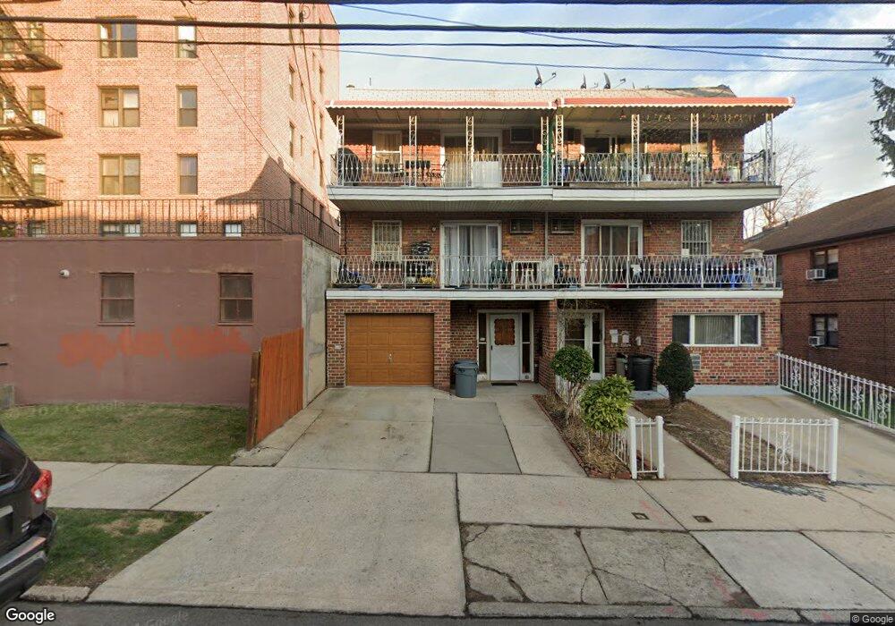 3615 170th St, Flushing, NY 11358 - photo 1