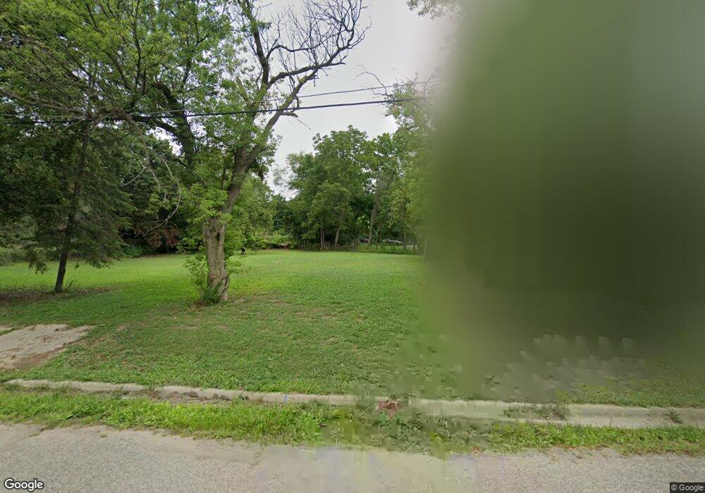 1108 W Princeton Ave, Flint, MI 48505 - photo 1