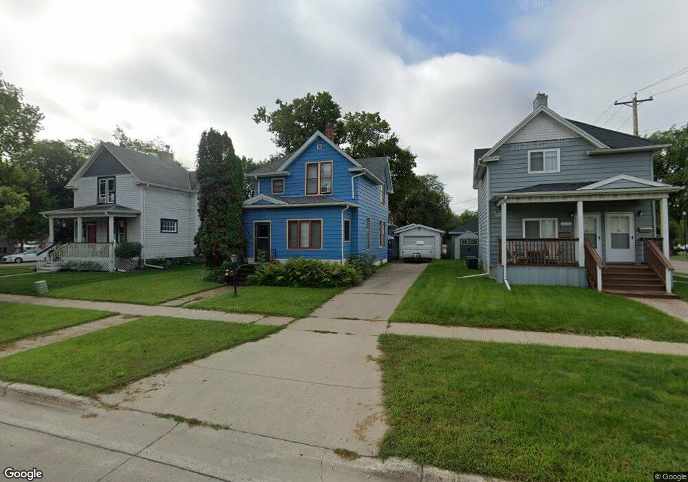 1206 2nd Ave S, Fargo, ND 58103 - photo 1