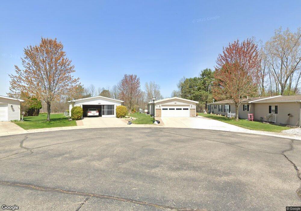 881 Beach Buggy Ln, Linden, MI 48451 - photo 1