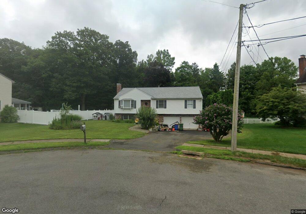 12 Franks Ct, Wallingford, CT 06492 - photo 1