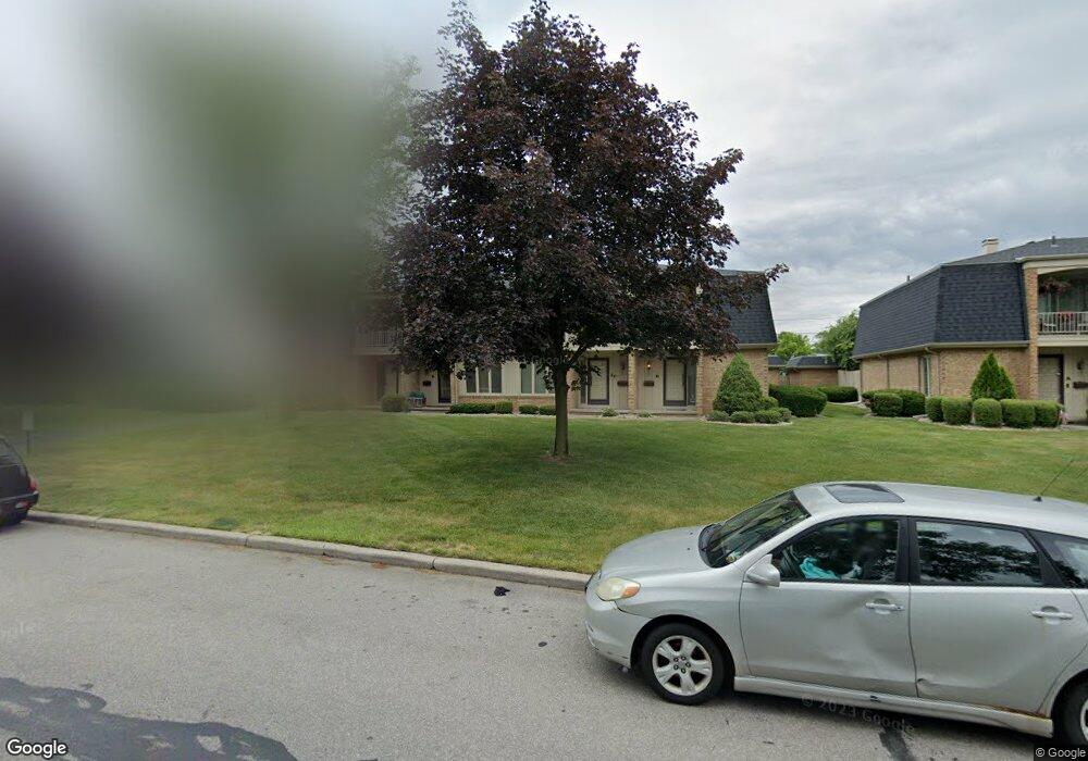 5212 Regency Dr unit 5212-D, Toledo, OH 43615 - photo 1