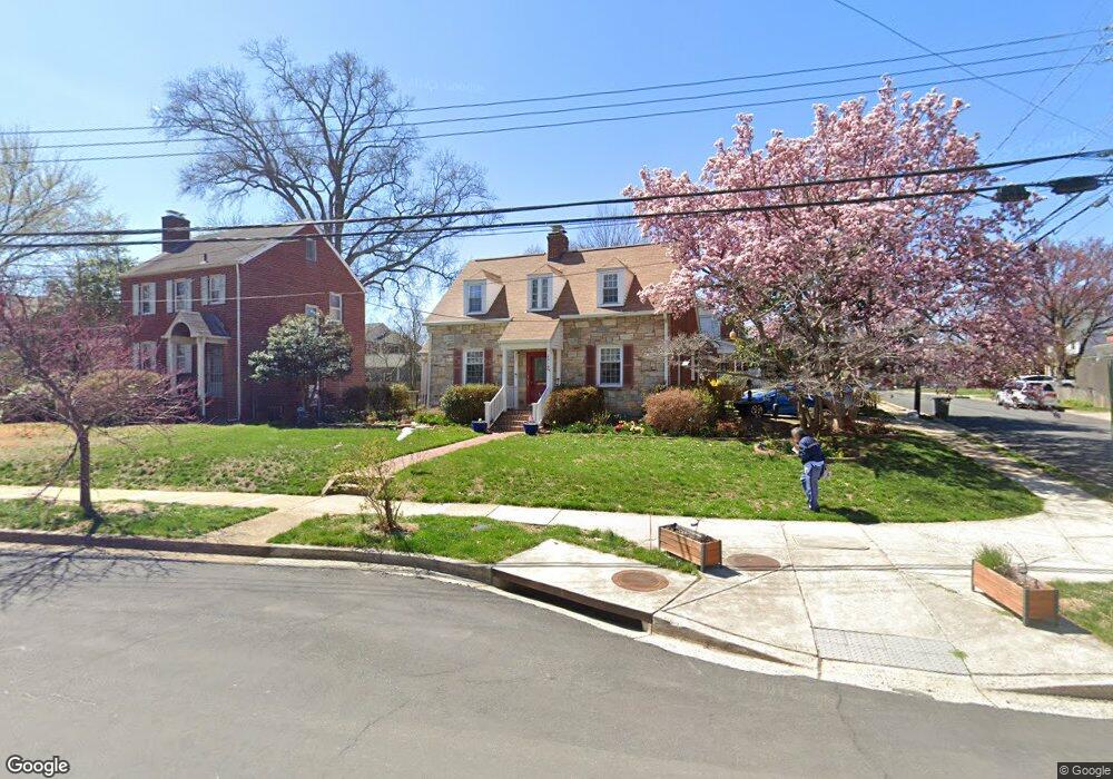 2316 N Wakefield St, Arlington, VA 22207 - photo 1