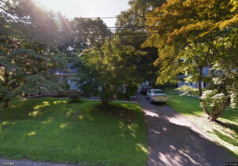 270 Melody Ln, Fairfield, CT 06824 - photo 1