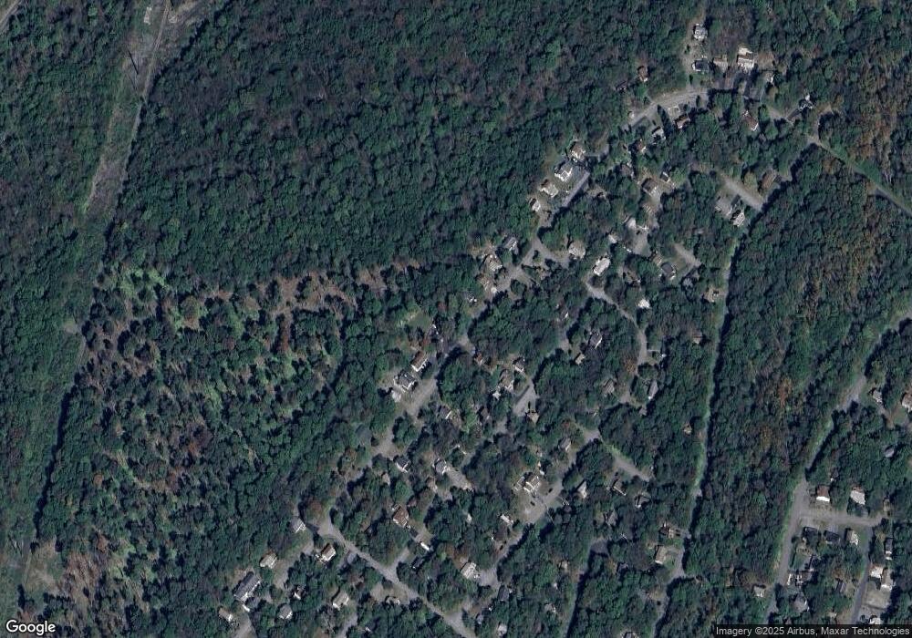 8720 Country Place Dr, Tobyhanna, PA 18466 - photo 1