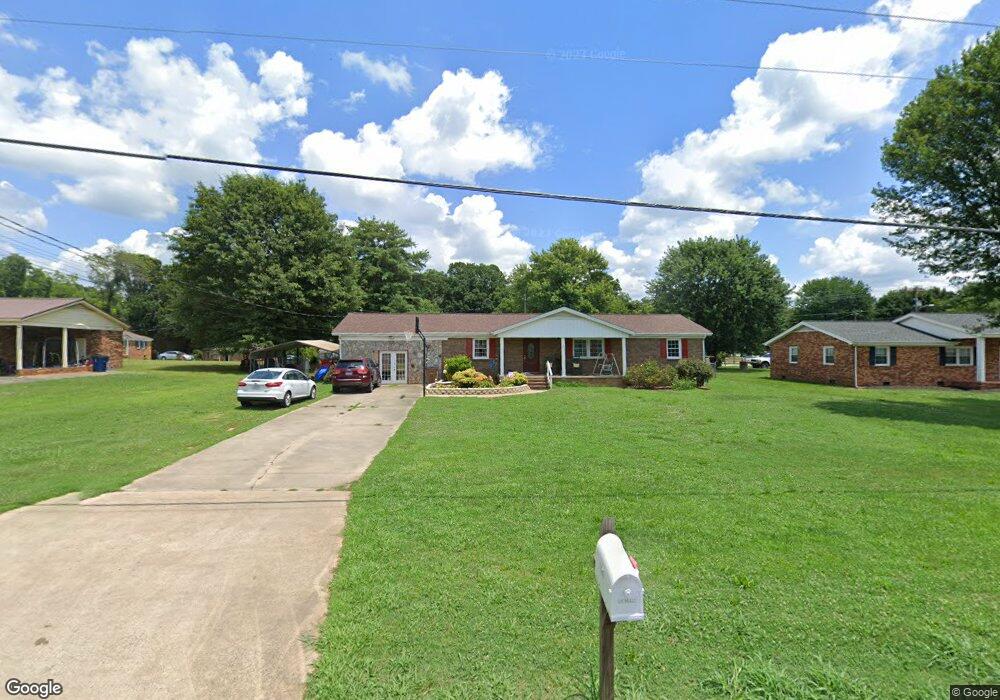 1865 E Marion St, Shelby, NC 28152 - photo 1