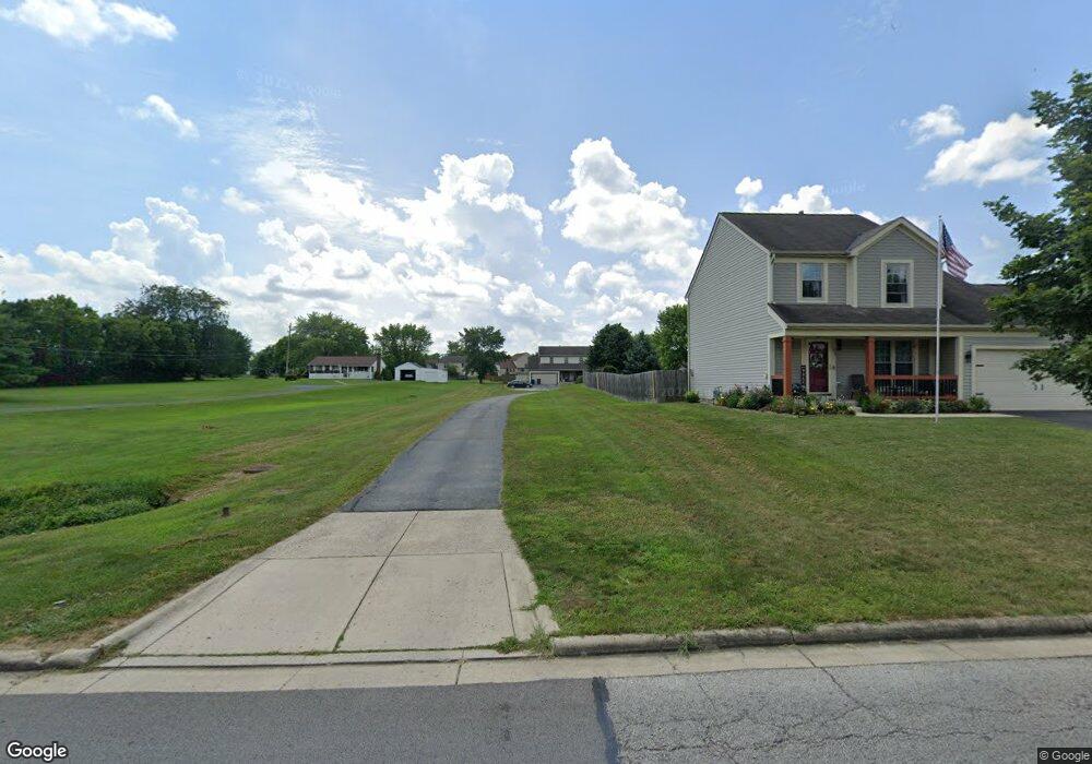 1757 Bluhm Rd, Columbus, OH 43223 - photo 1