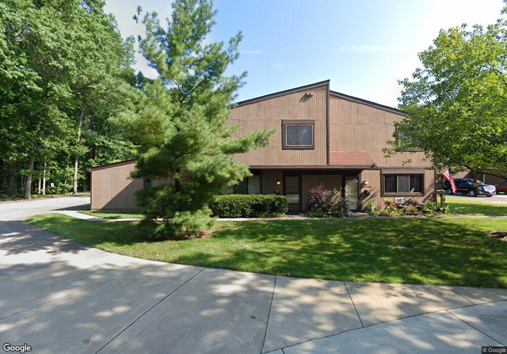 26728 Lake of the Falls Blvd unit 26728, Olmsted Falls, OH 44138 - photo 1