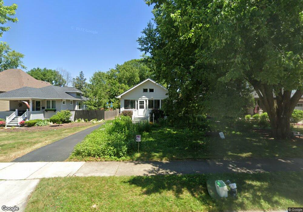 117 N Clinton Ave, Elmhurst, IL 60126 - photo 1