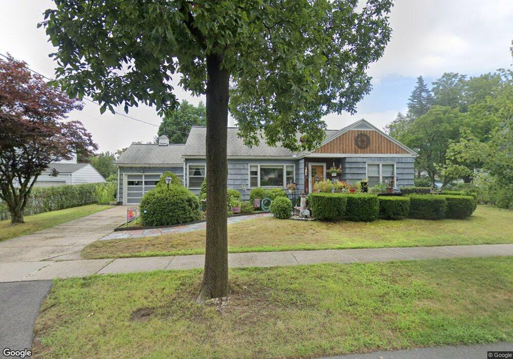 36 Kennedy St, Chicopee, MA 01013 - photo 1