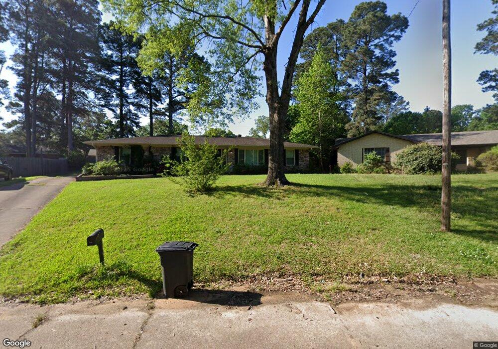 710 Elaine Dr, Wake Village, TX 75501 - photo 1