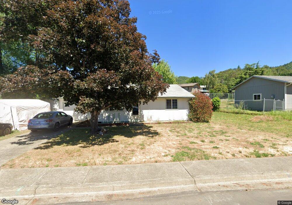 295 Milly Ave unit 1, Myrtle Creek, OR 97457 - photo 1