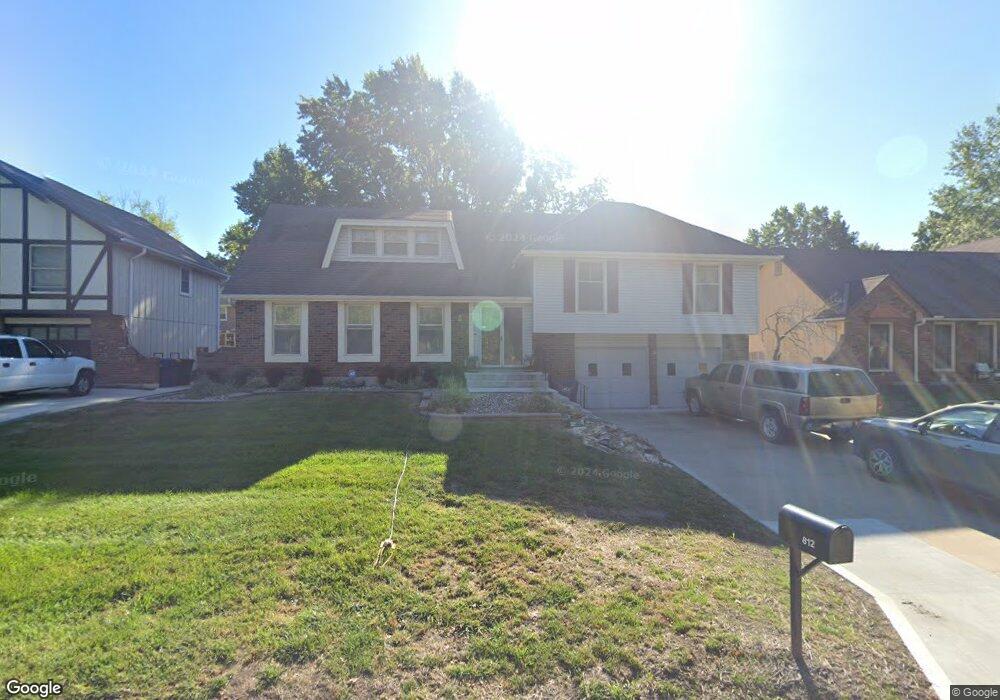 812 NW 18th St, Blue Springs, MO 64015 - photo 1