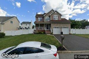 24 Naples Ave, Cliffwood, NJ 07721