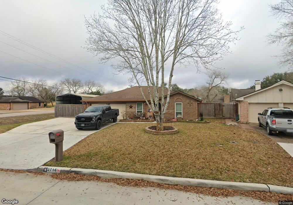 2716 Perry Ln, Alvin, TX 77511 - photo 1