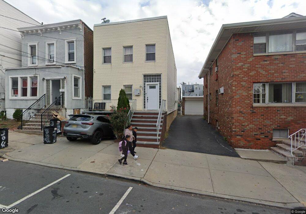 302 67th St unit 2, West New York, NJ 07093 - photo 1