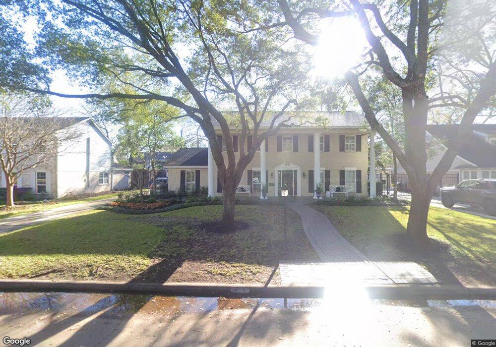 414 Southchester Ln, Houston, TX 77079 - photo 1