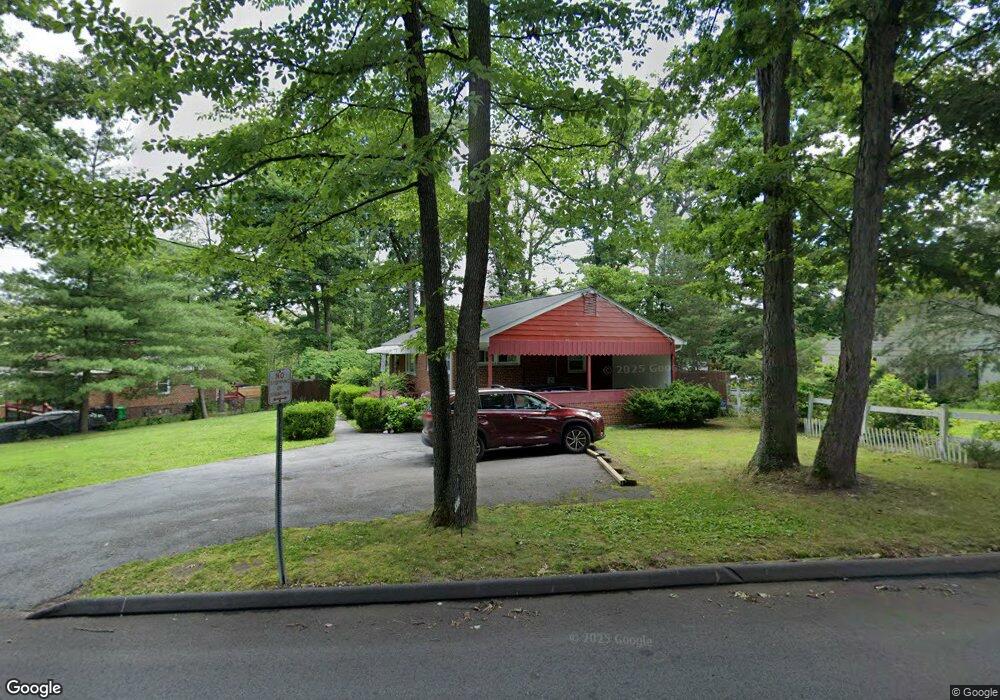 5305 Lanham Station Rd, Lanham, MD 20706 - photo 1